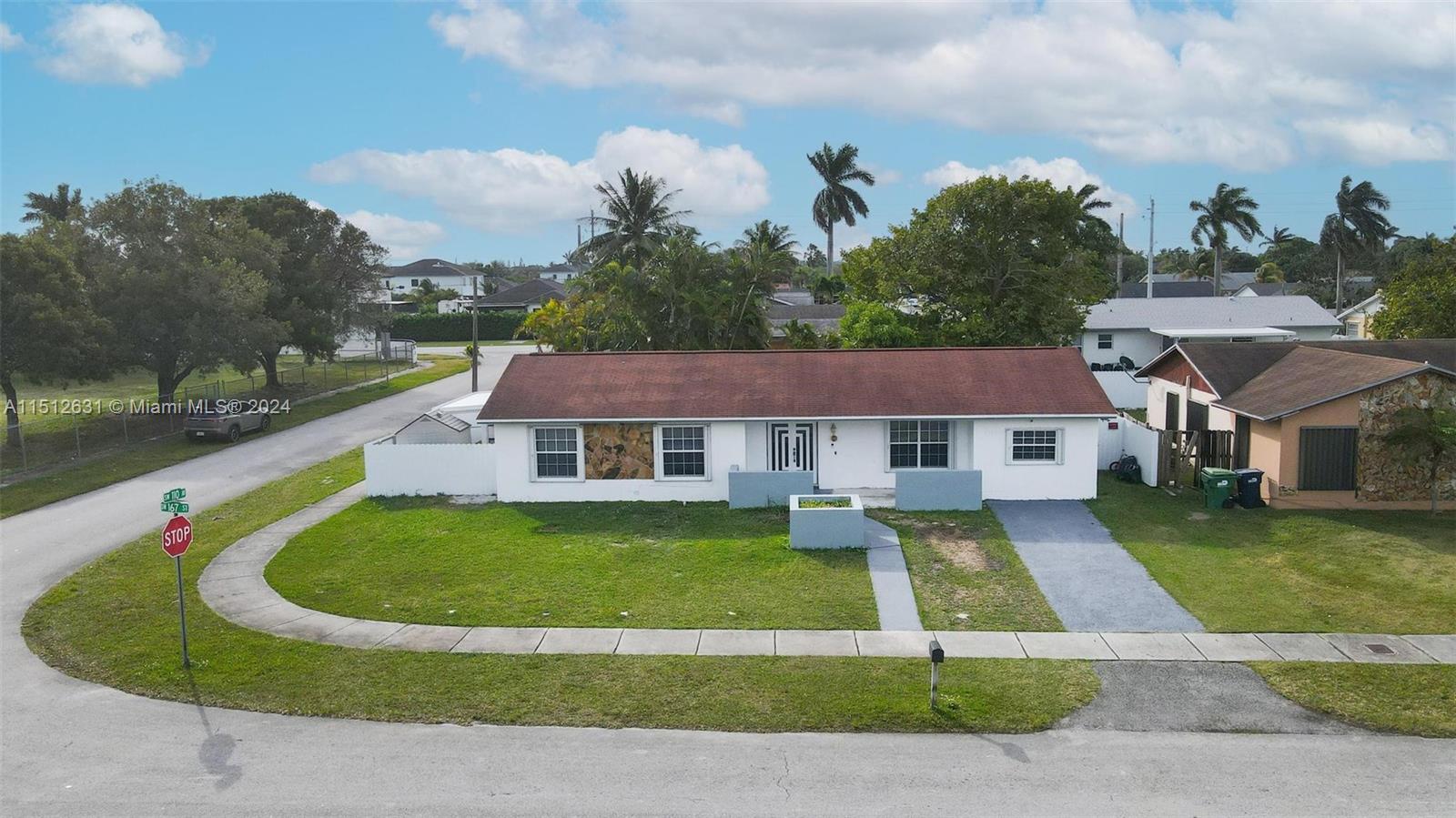 Palmetto Estates Miami, FL 33157 - Photo 26 of 29 a view of house with a garden