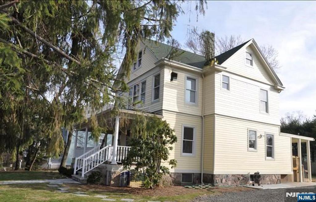 430 Closter Dock Road Closter, NJ 07624 - Photo 3 of 19
