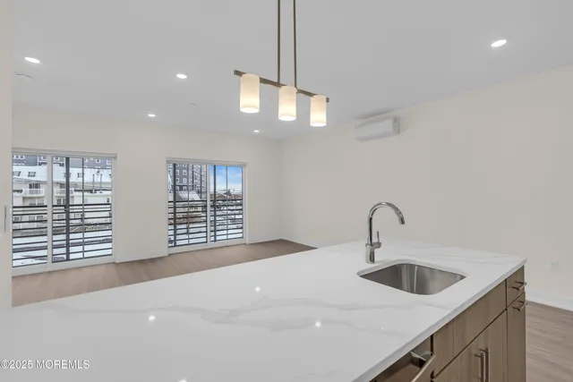 $2,575 | 19 Carr Avenue, Unit 311, Keansburg, NJ 07734