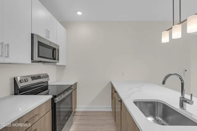 $2,575 | 19 Carr Avenue, Unit 311, Keansburg, NJ 07734