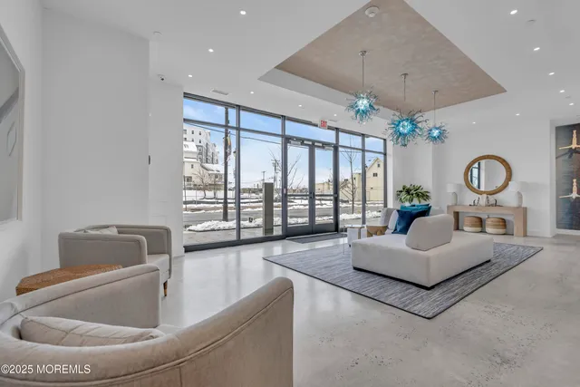 $2,575 | 19 Carr Avenue, Unit 311, Keansburg, NJ 07734