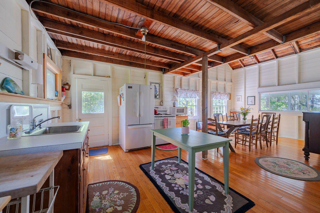 125 Pleasant Point Road Wellfleet, MA 02667 - Photo 18 of 37 125_Pleasant_Point-12