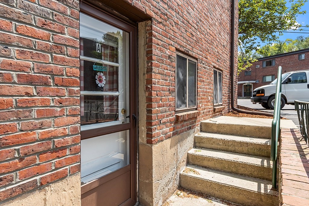 81 Nicholas Road, Unit A Framingham, MA 01701 - Photo 1 of 16 Gallery Image 1