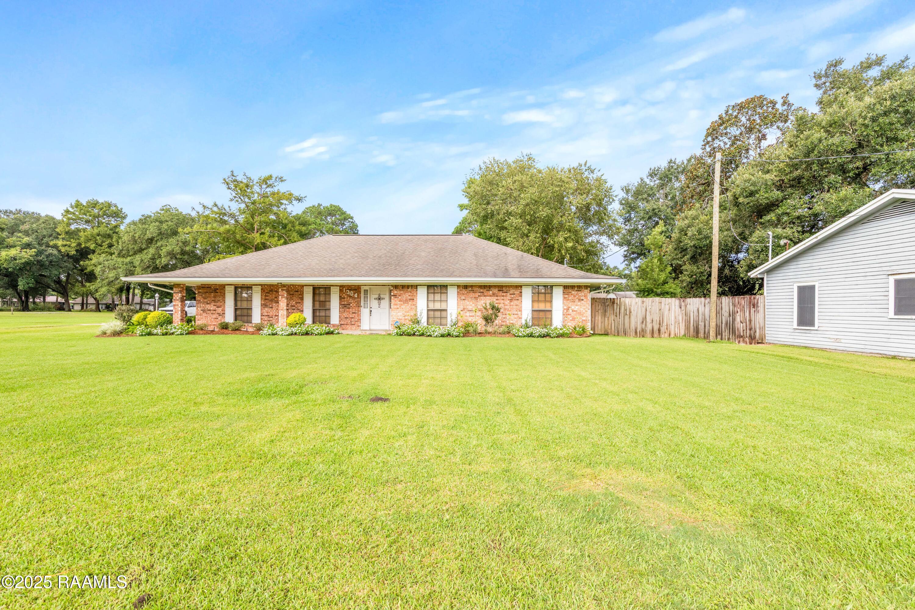 1304 South Main Street Breaux Bridge, LA 70517 - Photo 3 of 44 1304SMain-3