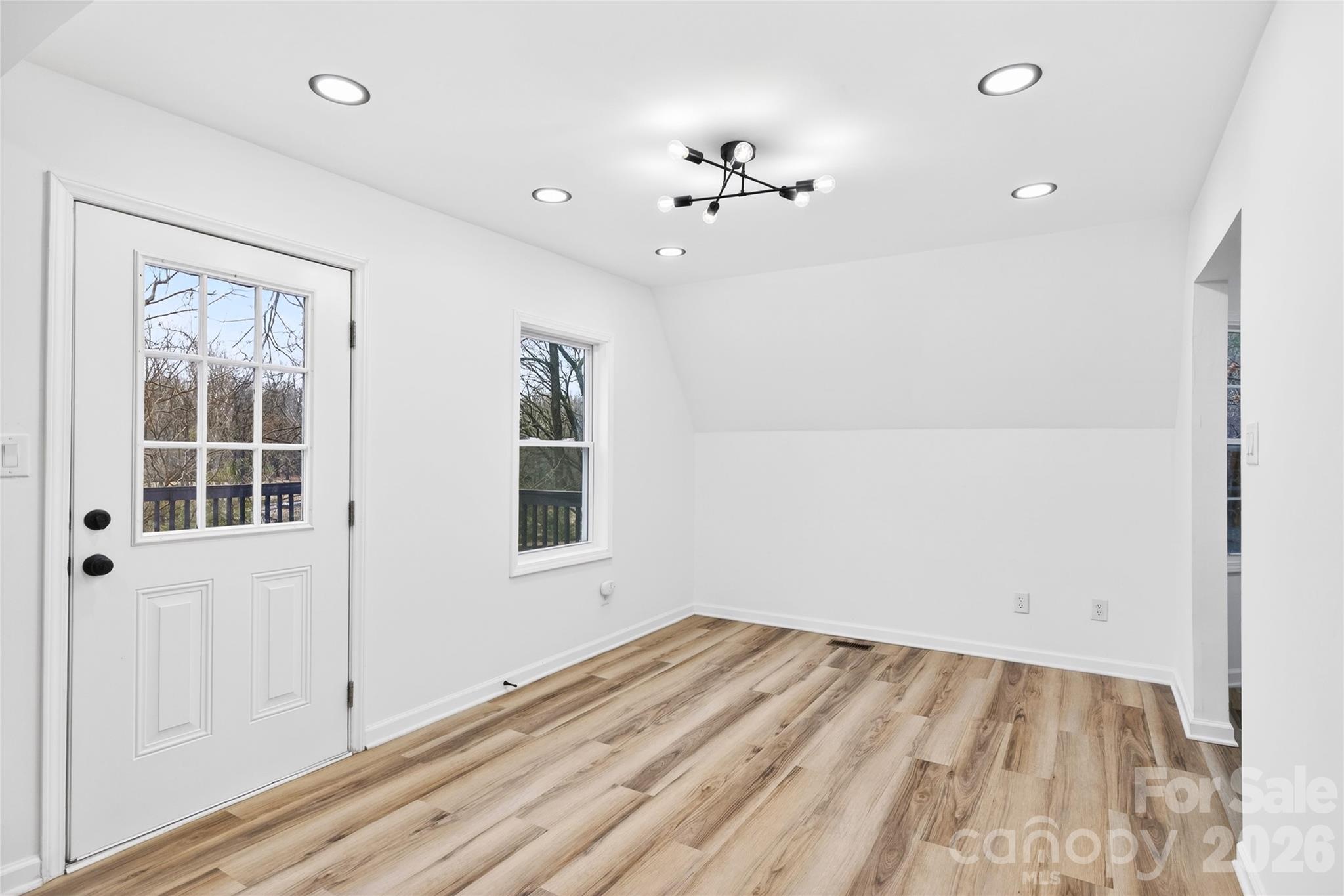 10054 4 Mile Creek Road Charlotte, NC 28277 - Photo 10 of 47