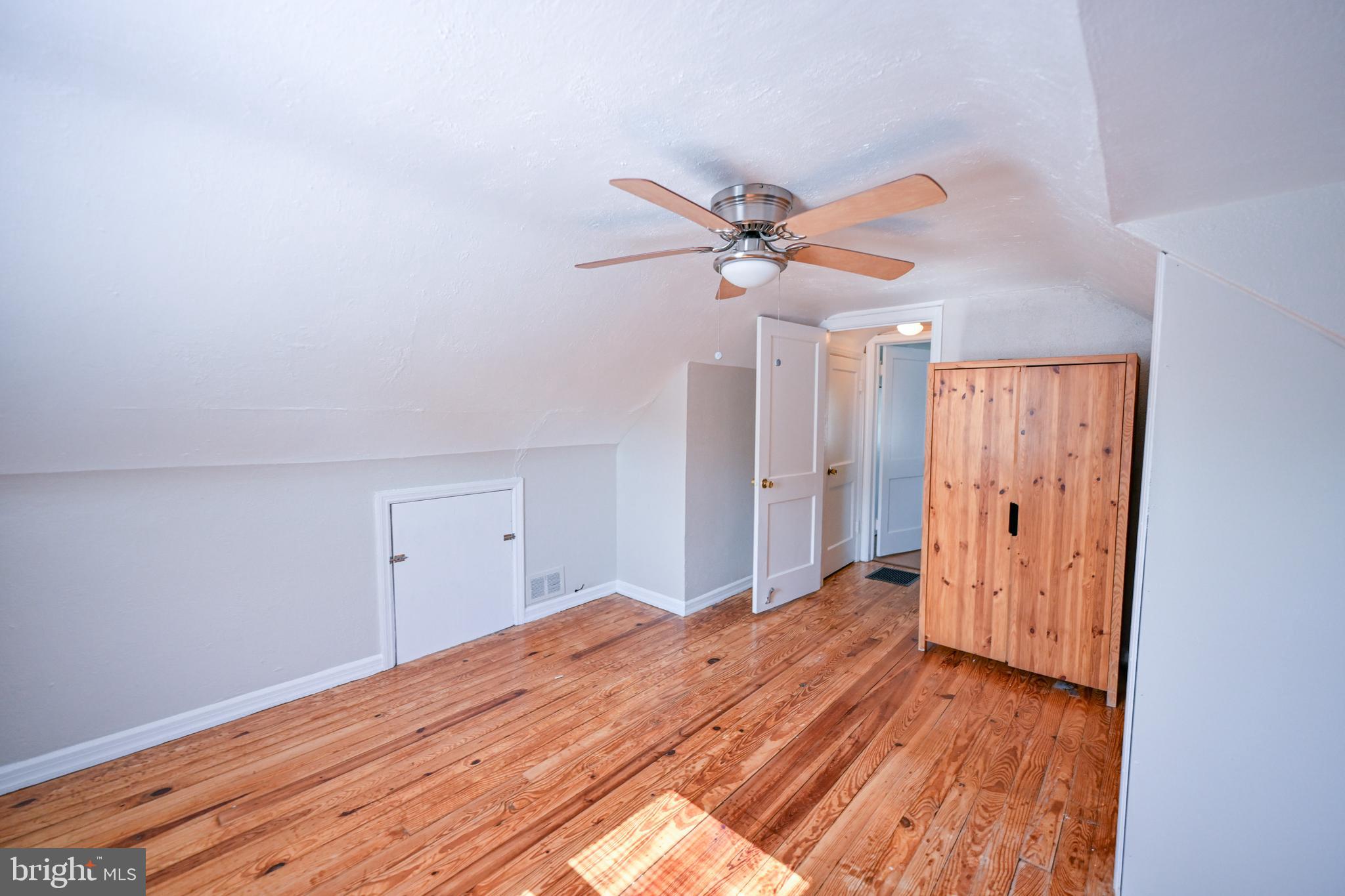 421 Cresswell Road Brooklyn, MD 21225 - Photo 40 of 56 Left Bedroom