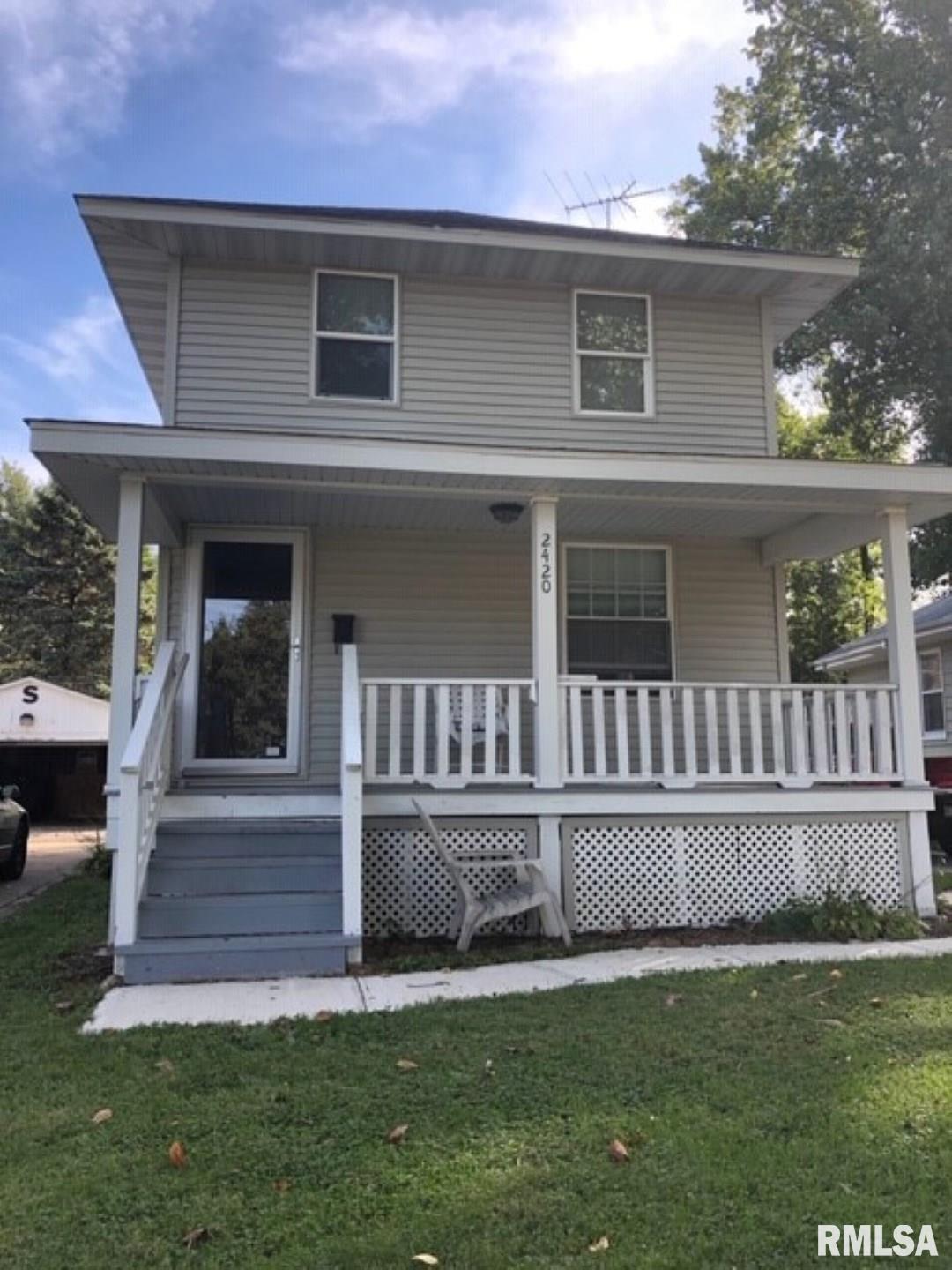 2420 South 9th Street Springfield, IL 62703 - Photo 1 of 10