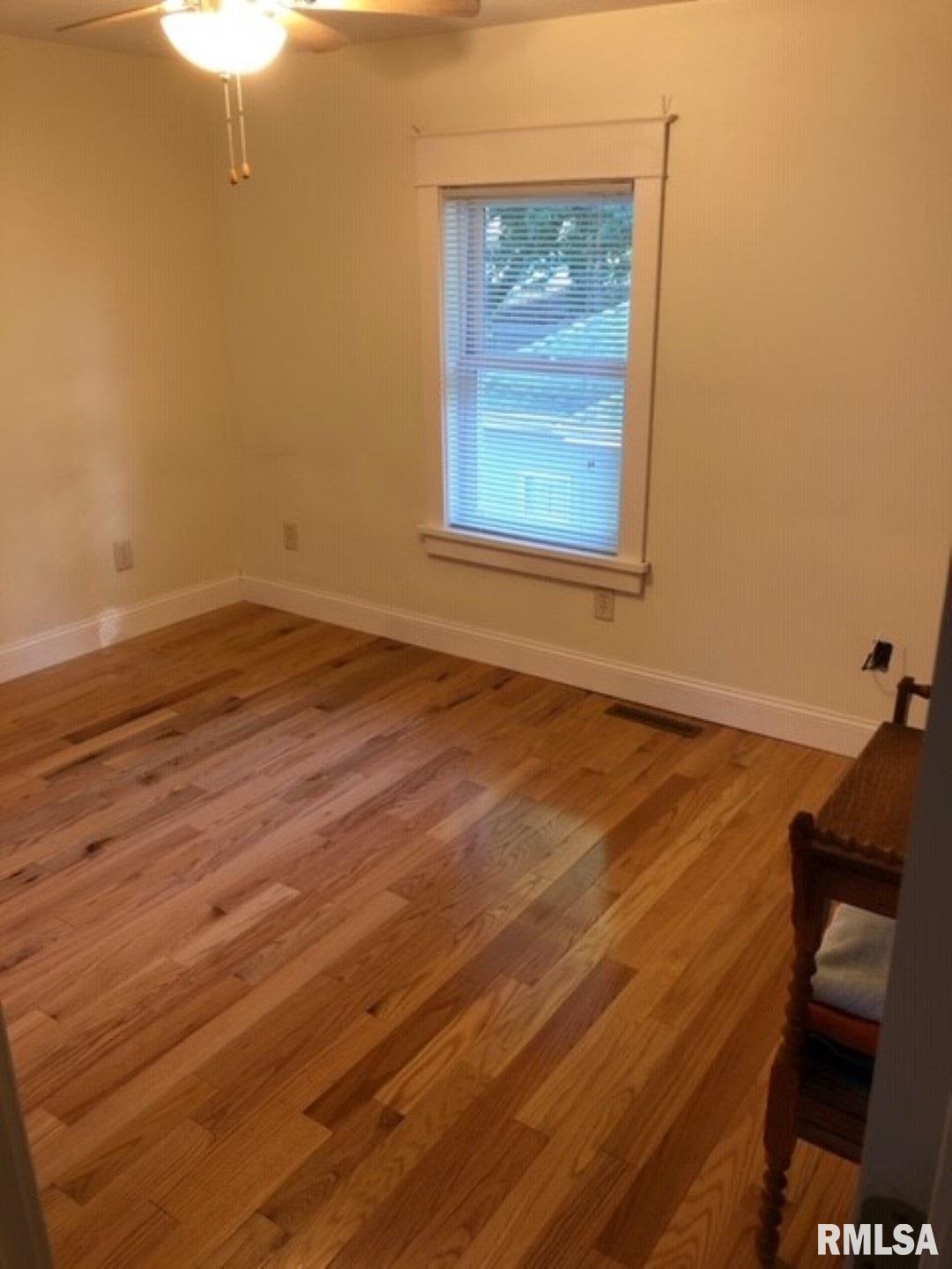 2420 South 9th Street Springfield, IL 62703 - Photo 7 of 10