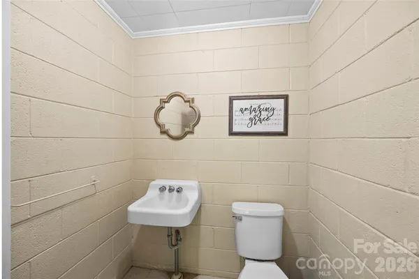 $495,000 | 208 South Dixie Street, Cherryville, NC 28021