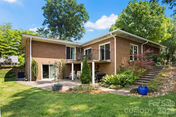 $495,000 | 208 South Dixie Street, Cherryville, NC 28021