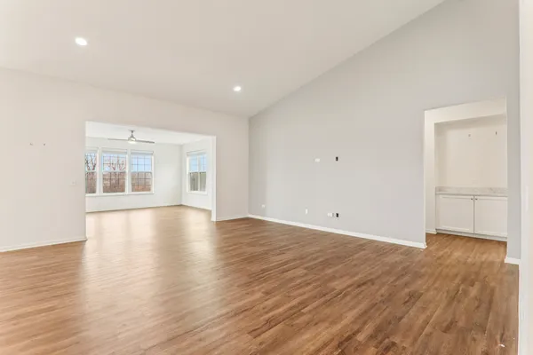 $565,000 | 133 Stowe Court, Fox Lake, IL 60020