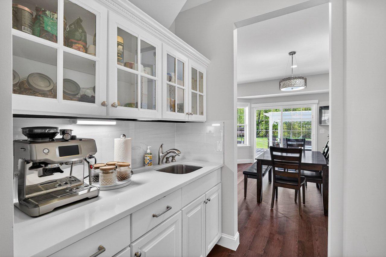 45 Emerald Road Robbinsville, NJ 08691 - Photo 27 of 57 Modern kitchen butlers pantry