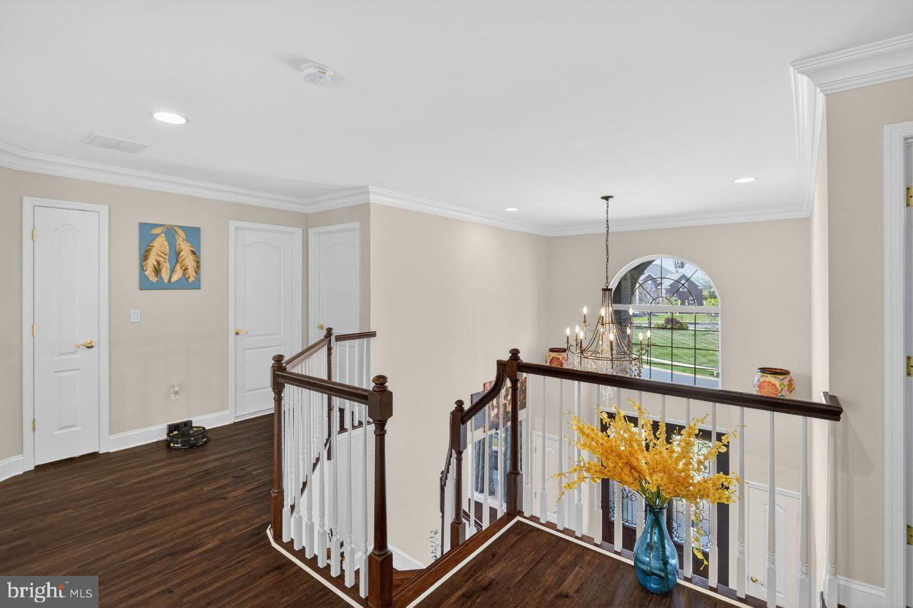 45 Emerald Road Robbinsville, NJ 08691 - Photo 33 of 57 Elegant foyer with natural light.