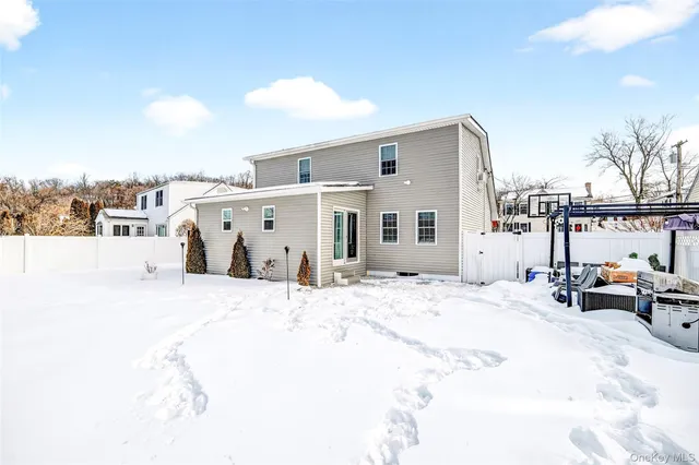 $800,000 | 53 Hazelton Road, Yonkers, NY 10710