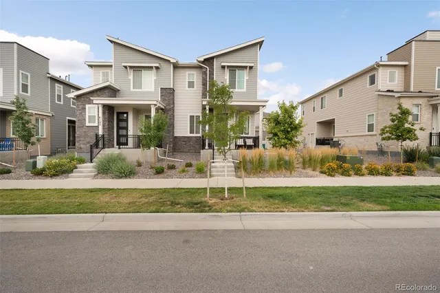 $2,445 | 4135 Fultondale Street, Aurora, CO 80019