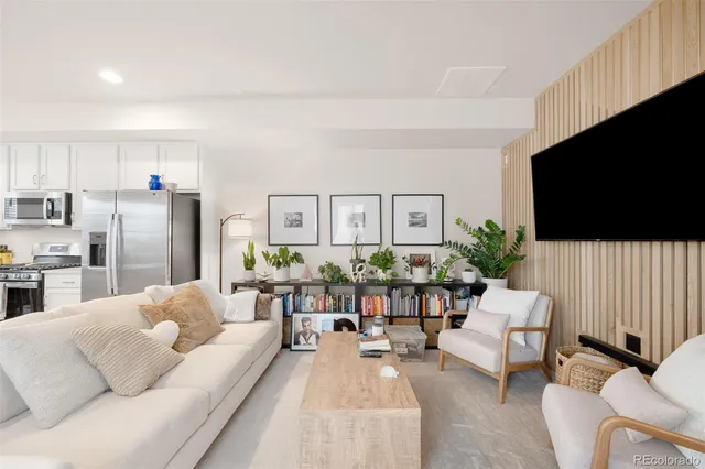 $2,445 | 4135 Fultondale Street, Aurora, CO 80019