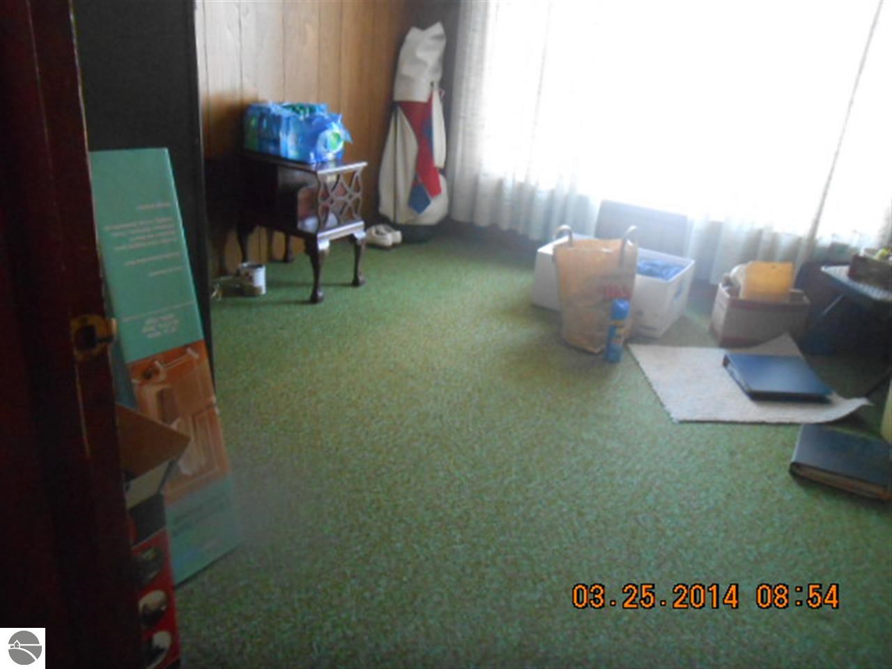 4766 Walton Road Mount Pleasant, MI 48858 - Photo 19 of 23 1781576-18.JPG