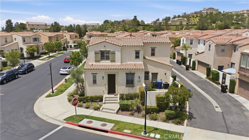 11501 Cararra Lane Porter Ranch, CA 91326 - Photo 3 of 37
