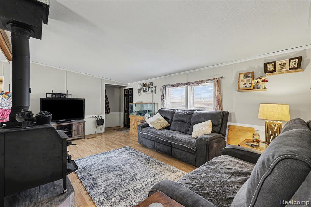12509 Norman Road Yale, MI 48097 - Photo 6 of 25