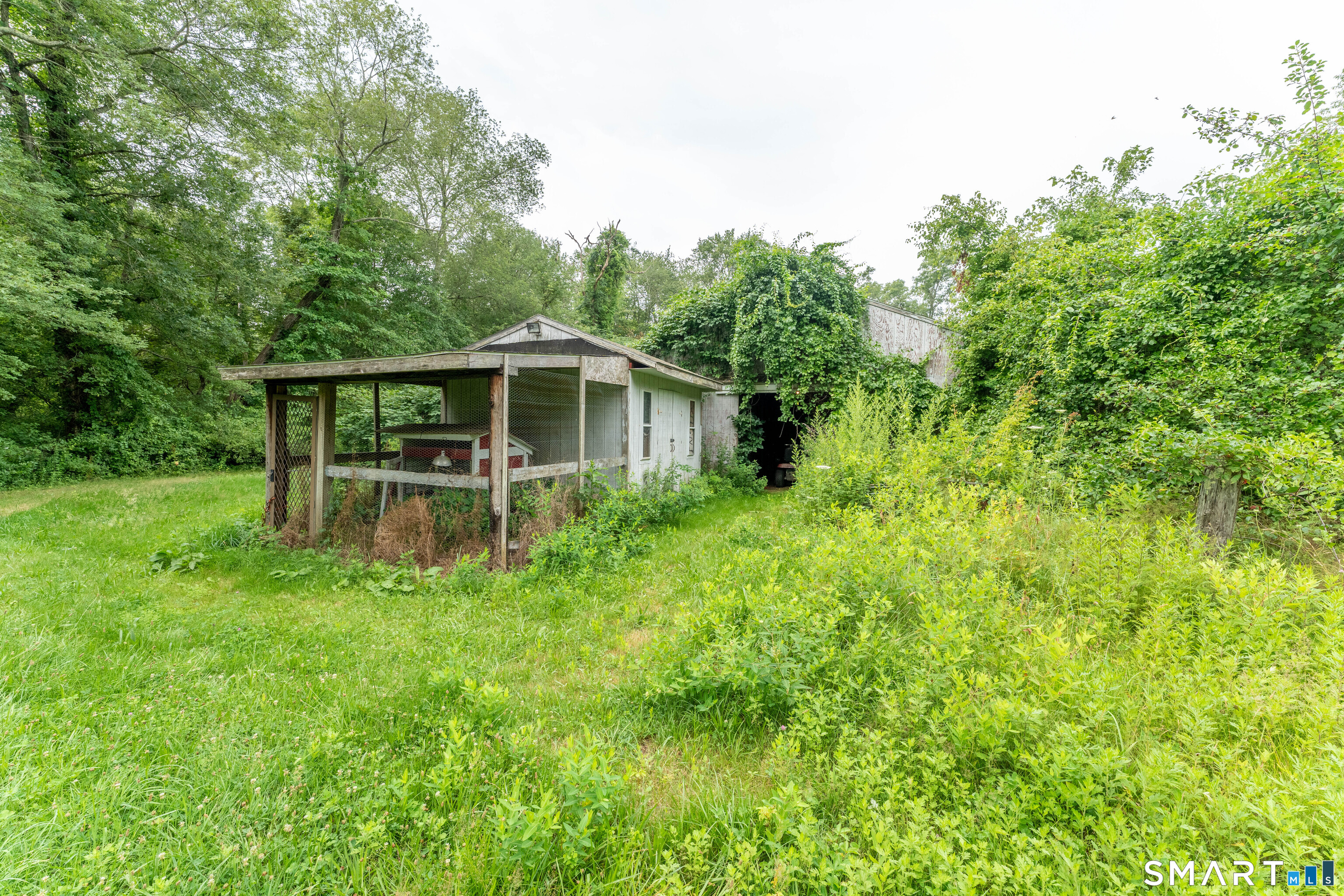 193 Old Colchester Road Waterford, CT 06375 - Photo 36 of 40