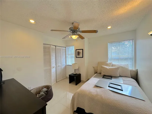 $4,600 | 1115 River Birch Street, Hollywood, FL 33019