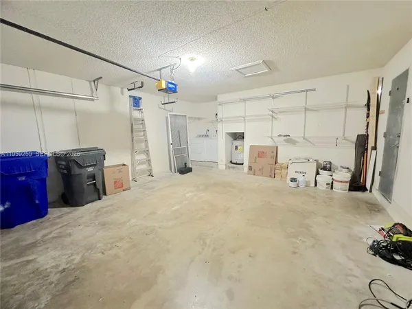 $4,600 | 1115 River Birch Street, Hollywood, FL 33019