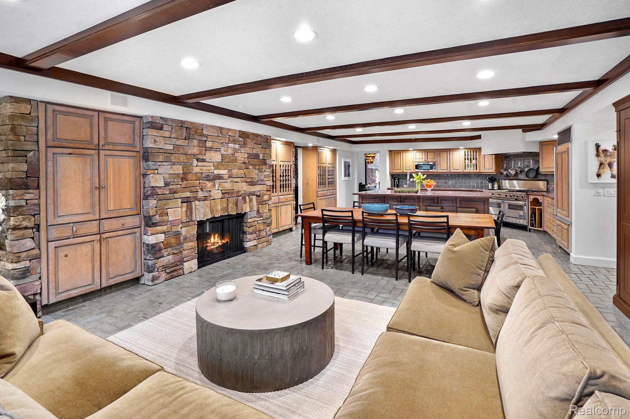 26025 Woodlore Road Franklin, MI 48025 - Photo 8 of 49 Gallery Image 8
