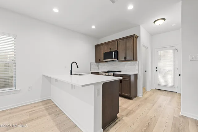 $227,999 | 110 Ridgedale Alley, Scott, LA 70583