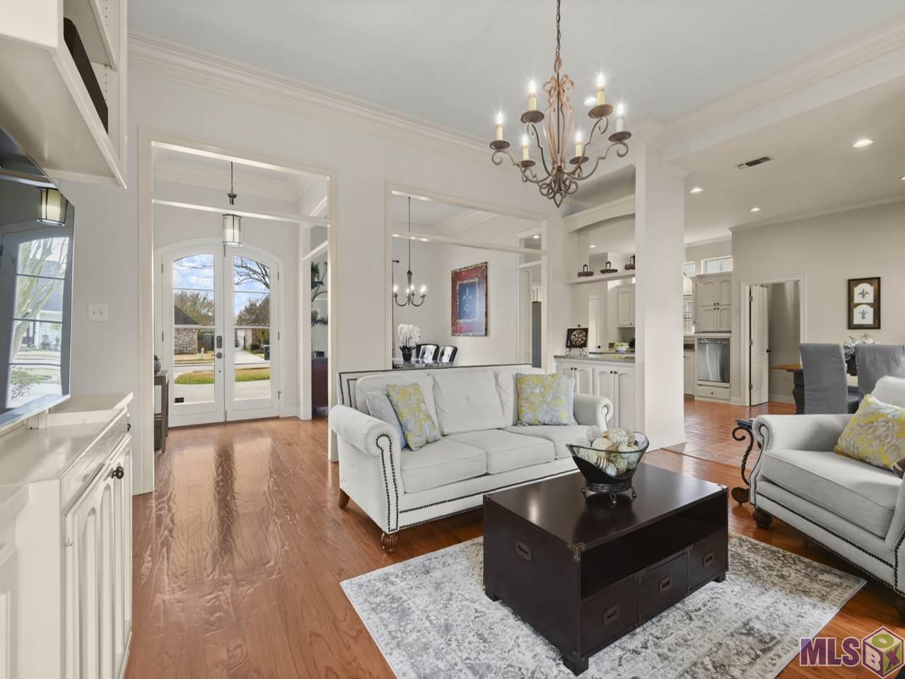 10735 Pinebrook Avenue Baton Rouge, LA 70809 - Photo 5 of 24 Gallery Image 5