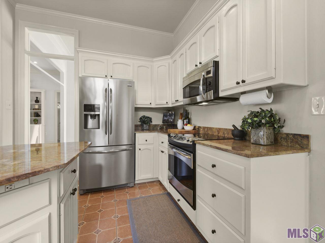 10735 Pinebrook Avenue Baton Rouge, LA 70809 - Photo 8 of 24 Gallery Image 8
