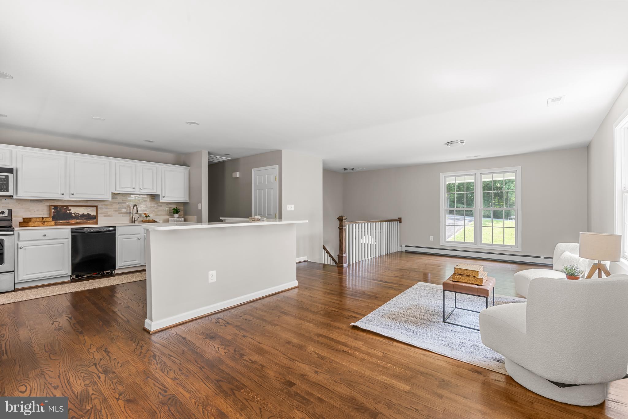 88 Chautaugua Road Arnold, MD 21012 - Photo 3 of 45