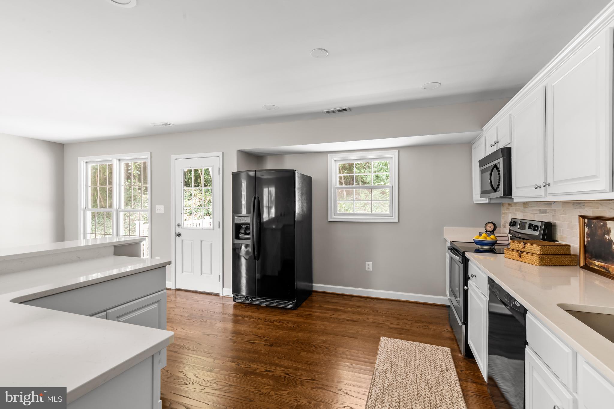 88 Chautaugua Road Arnold, MD 21012 - Photo 9 of 45