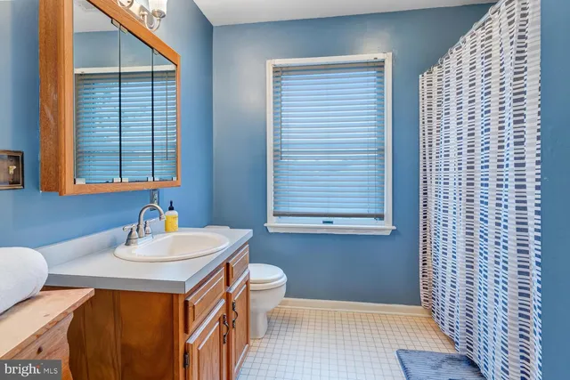 $479,000 | 111 West Holly Lane, Little Egg Harbor, NJ 08087