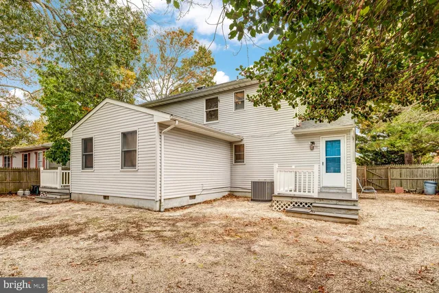 $479,000 | 111 West Holly Lane, Little Egg Harbor, NJ 08087