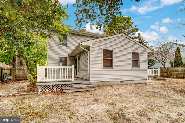 $479,000 | 111 West Holly Lane, Little Egg Harbor, NJ 08087