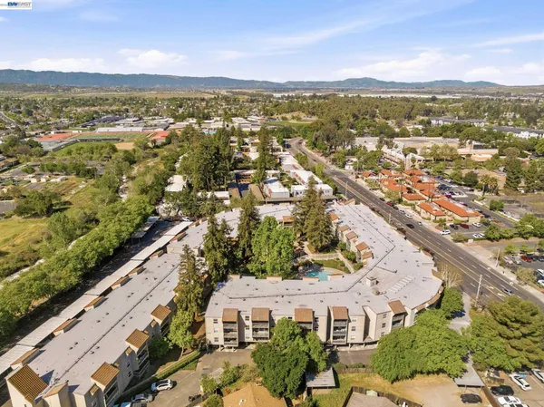 $309,800 | 1087 Murrieta Boulevard, Unit 339, Livermore, CA 94550