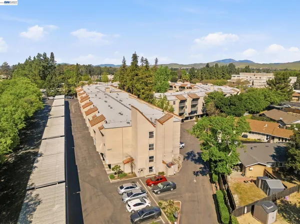 $309,800 | 1087 Murrieta Boulevard, Unit 339, Livermore, CA 94550