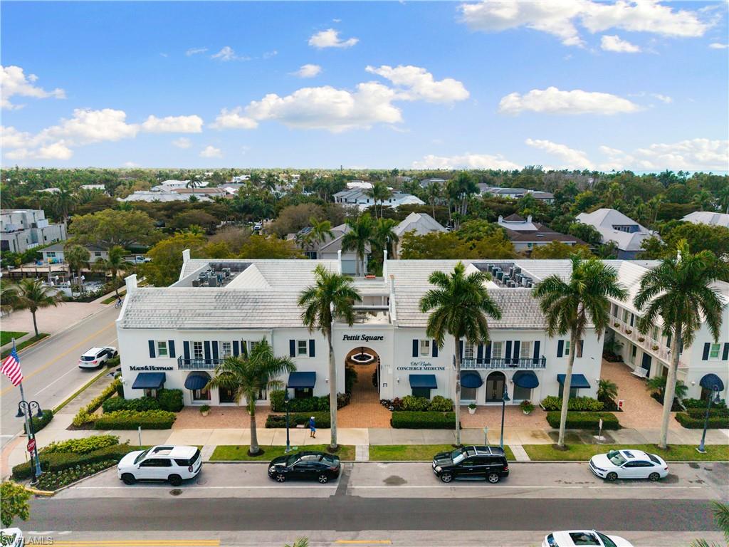 292 14th Avenue South, Unit A Naples, FL 34102 - Photo 13 of 50