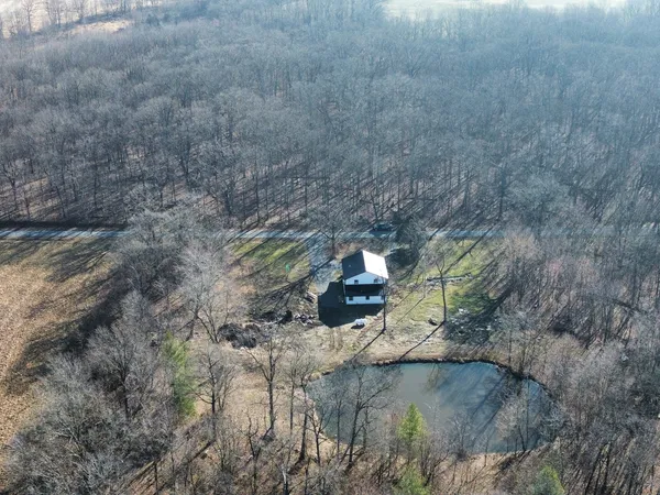 $299,900 | 1981 Watercress Lane, Flora, IL 62839