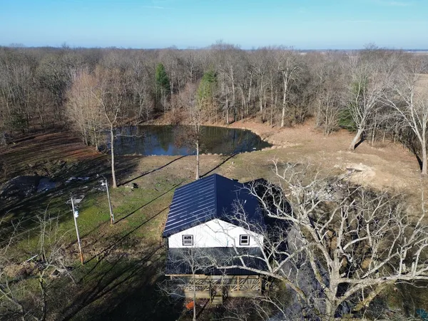 $299,900 | 1981 Watercress Lane, Flora, IL 62839