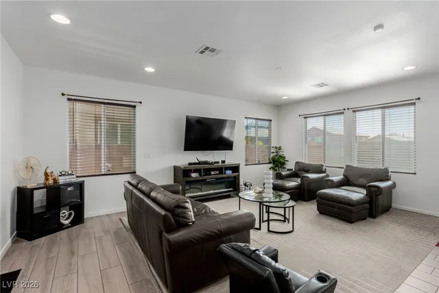 $449,900 | 2909 Little Current Road, North Las Vegas, NV 89086