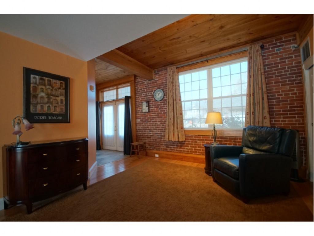 7 Chester Road, Unit 107 Derry, NH 03038 - Photo 9 of 35 Gallery Image 9