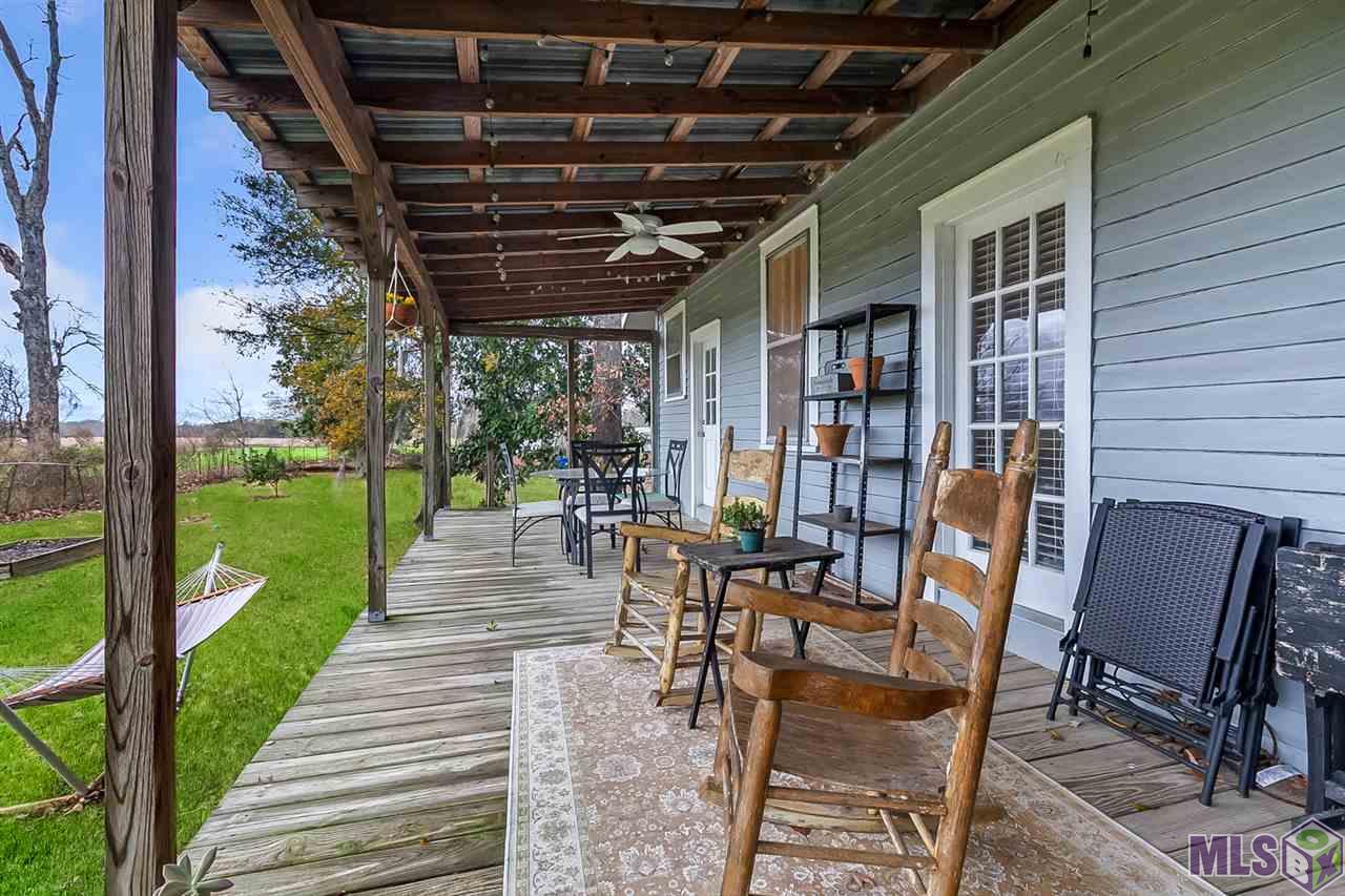 18503 Little Prairie Road Prairieville, LA 70769 - Photo 3 of 17 Large Back Porch
