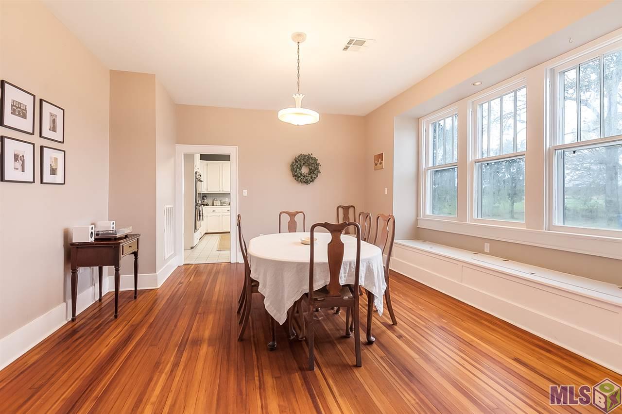 18503 Little Prairie Road Prairieville, LA 70769 - Photo 6 of 17 Formal Dining Area