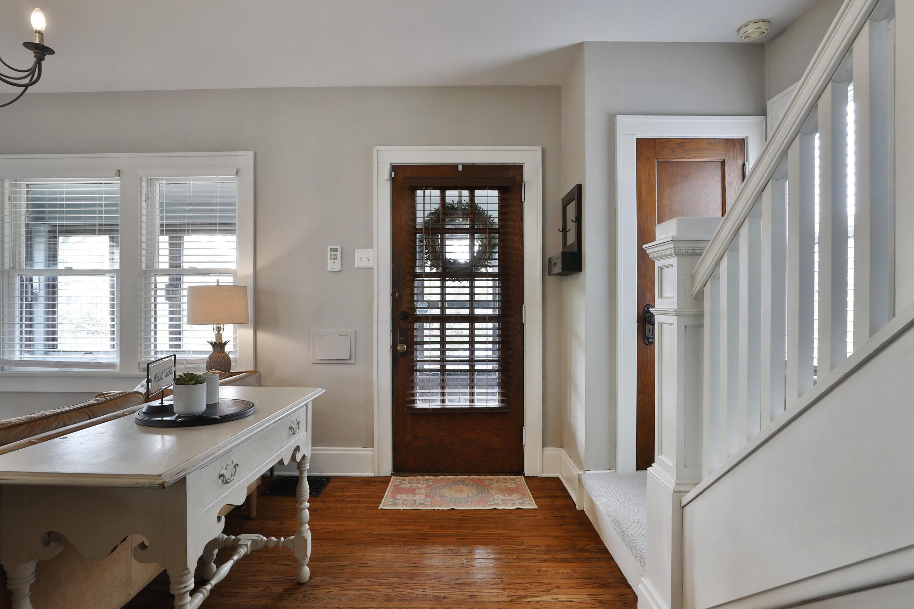 372 East Tulane Road Columbus, OH 43202 - Photo 5 of 38