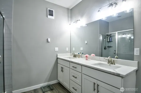 $515,000 | 701 Myers Street Southeast, Rainier, WA 98576