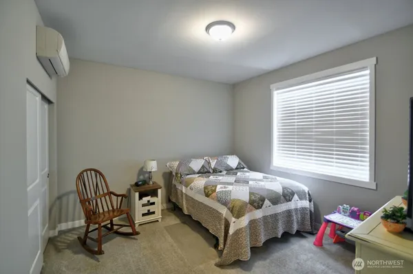 $515,000 | 701 Myers Street Southeast, Rainier, WA 98576