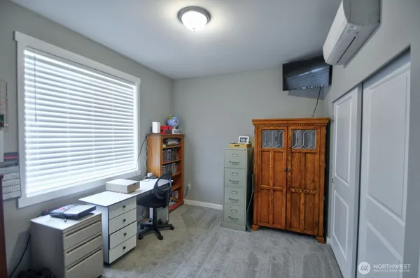 $515,000 | 701 Myers Street Southeast, Rainier, WA 98576