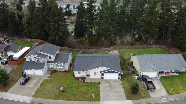 $515,000 | 701 Myers Street Southeast, Rainier, WA 98576