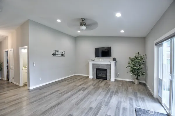 $515,000 | 701 Myers Street Southeast, Rainier, WA 98576